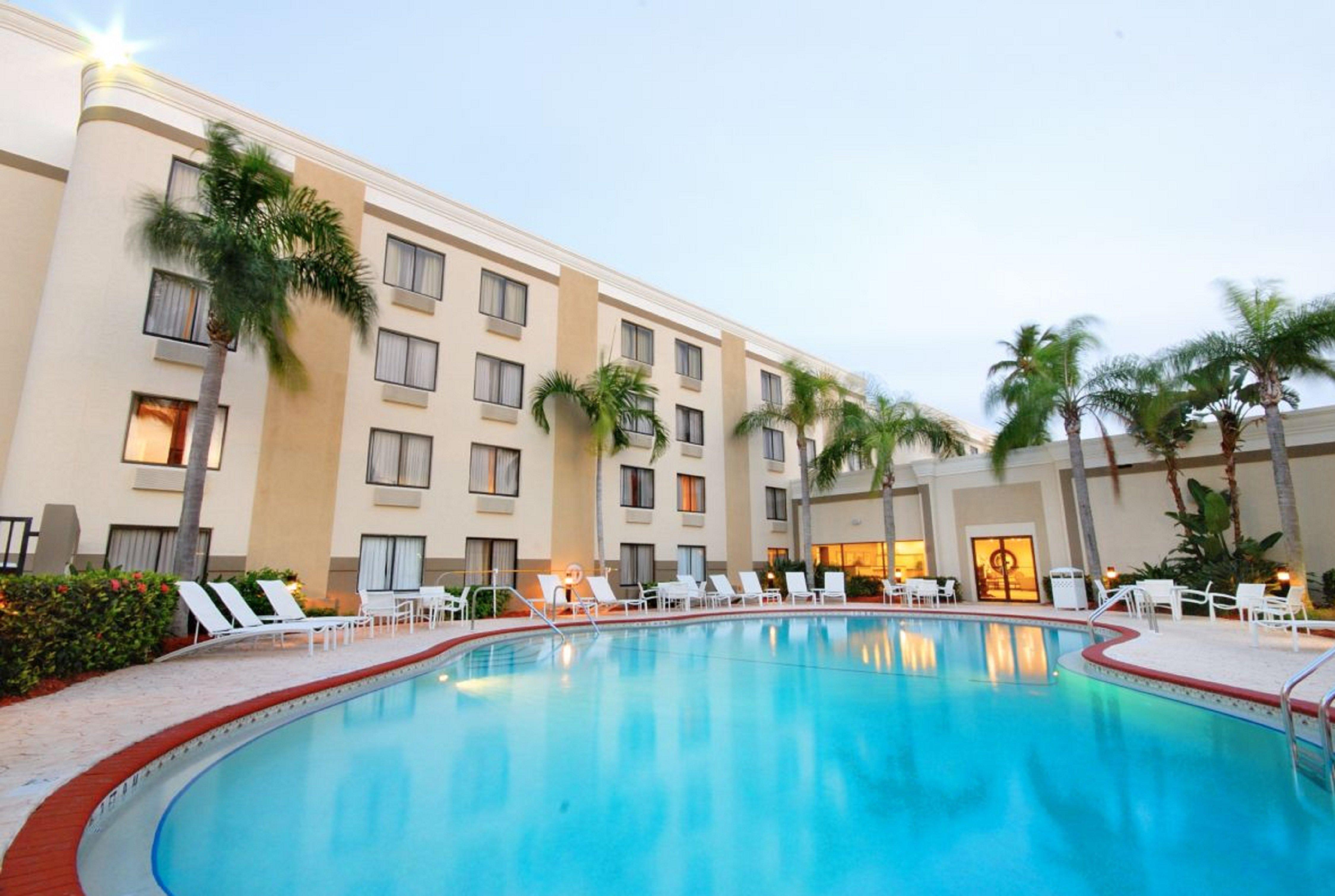 Holiday Inn - Fort Myers - Downtown Area By Ihg Exterior foto