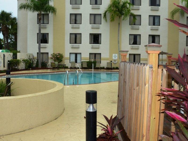 Holiday Inn - Fort Myers - Downtown Area By Ihg Exterior foto